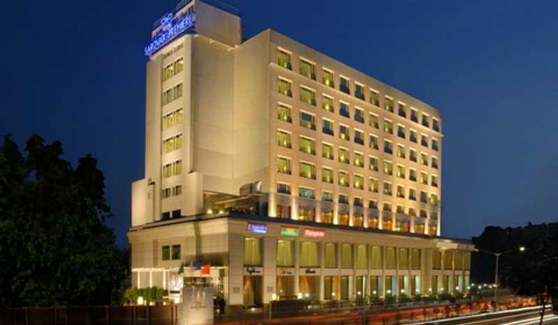 Radisson Mumbai Goregaon Екстер'єр фото