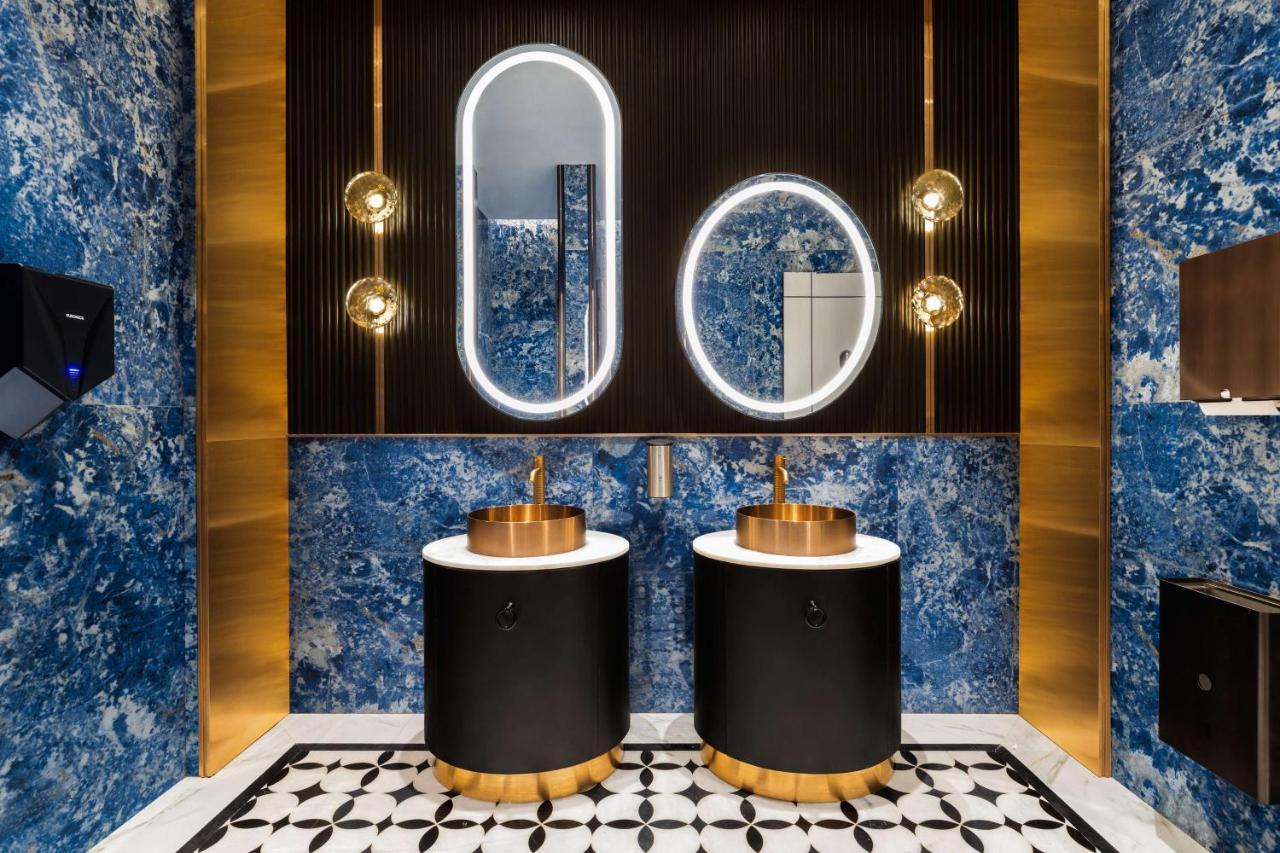 Radisson Mumbai Goregaon Екстер'єр фото