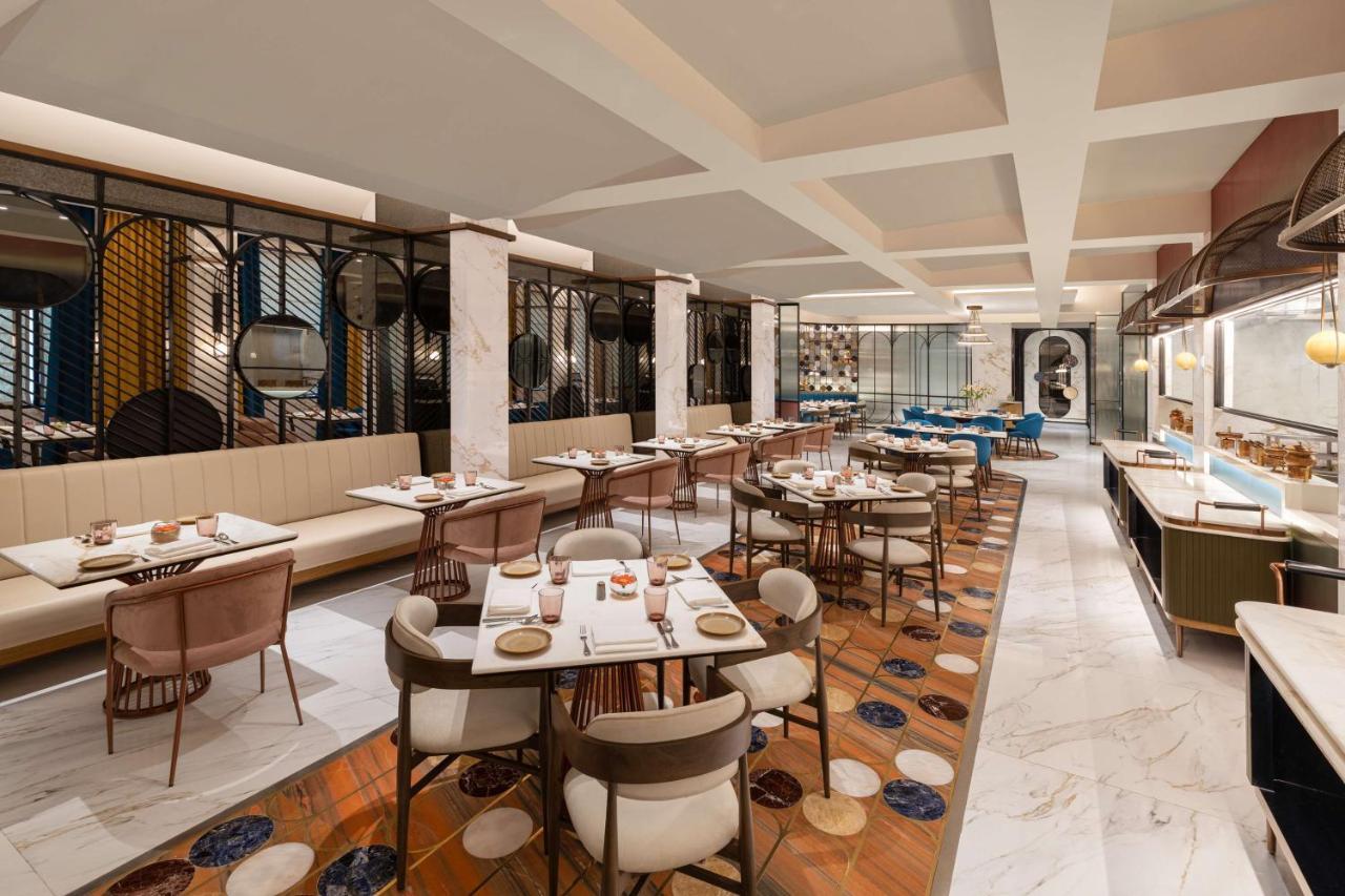 Radisson Mumbai Goregaon Екстер'єр фото