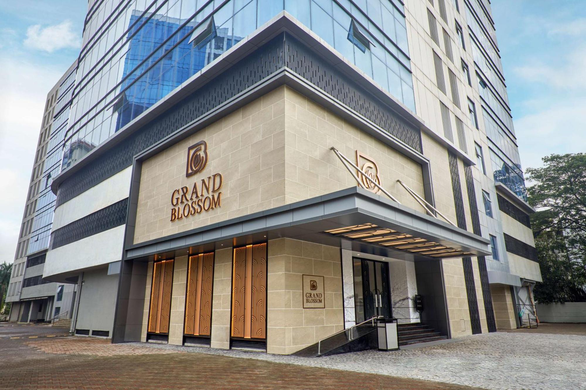 Radisson Mumbai Goregaon Екстер'єр фото